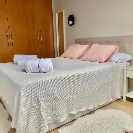 Corazón De Apartamento Burgo